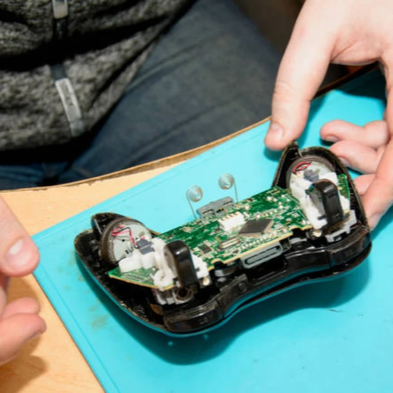 خدمات صيانة العاب فيديو 