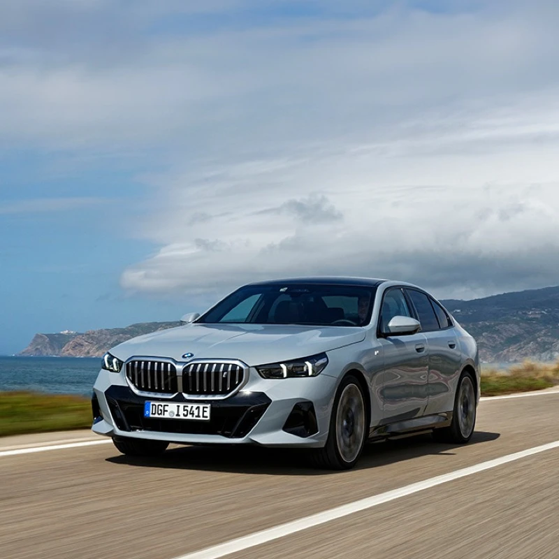 بيع سيارة BMW