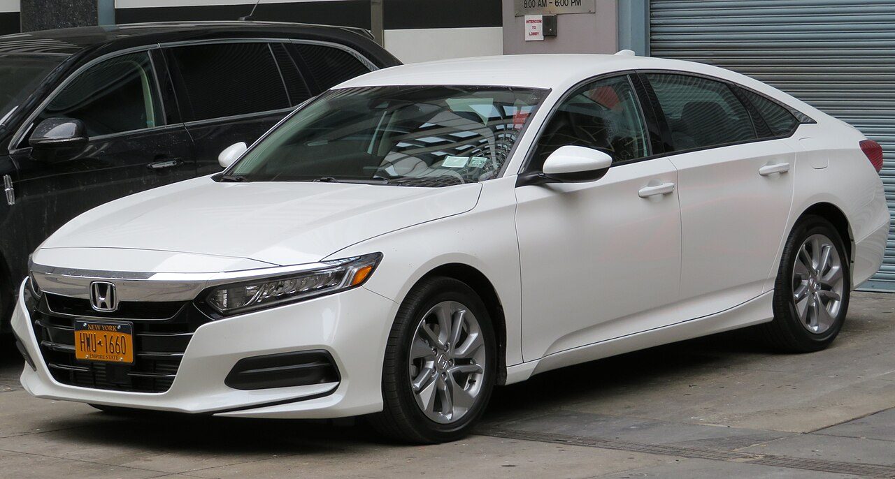 Honda Accord 2018 Sport – Very Clean