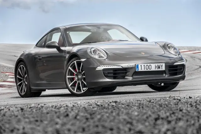 بورش 911 كاريرا S موديل 2013